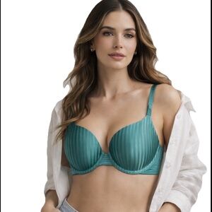 Victoria’s Secret Green T-Shirt Push-Up Bra 38C Striped Smooth Everyday Lingerie